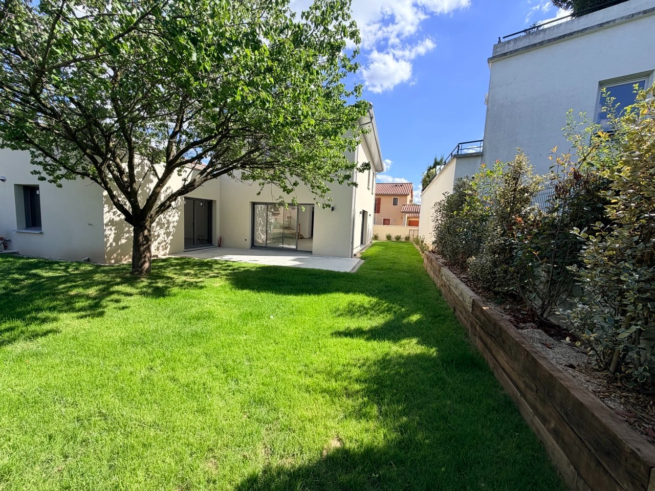 VENTE - Maison - SOLAIZE (69360) - 638000 €