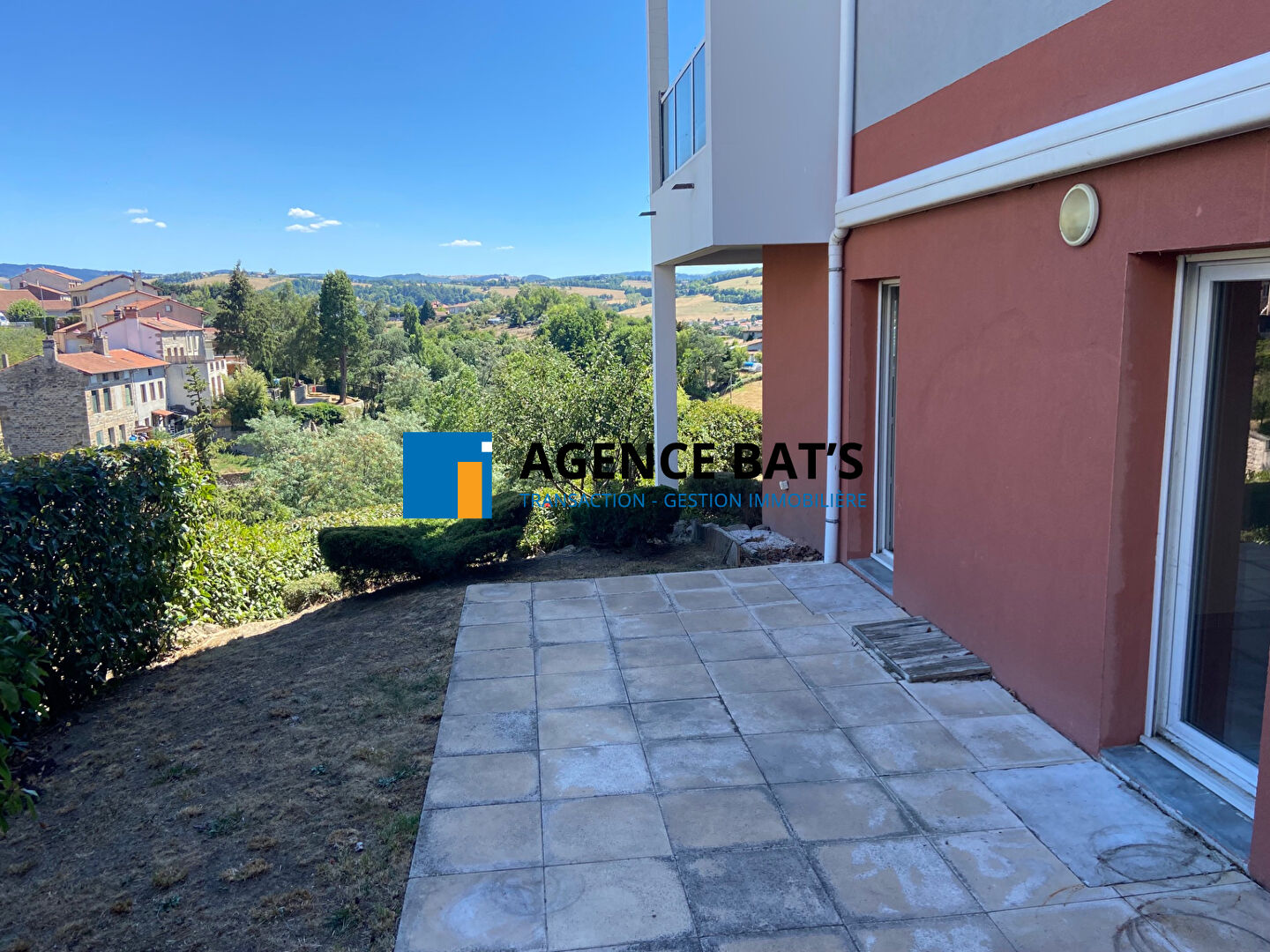 VENTE - Appartement - SAINT GENEST LERPT (42530) - 188000 €