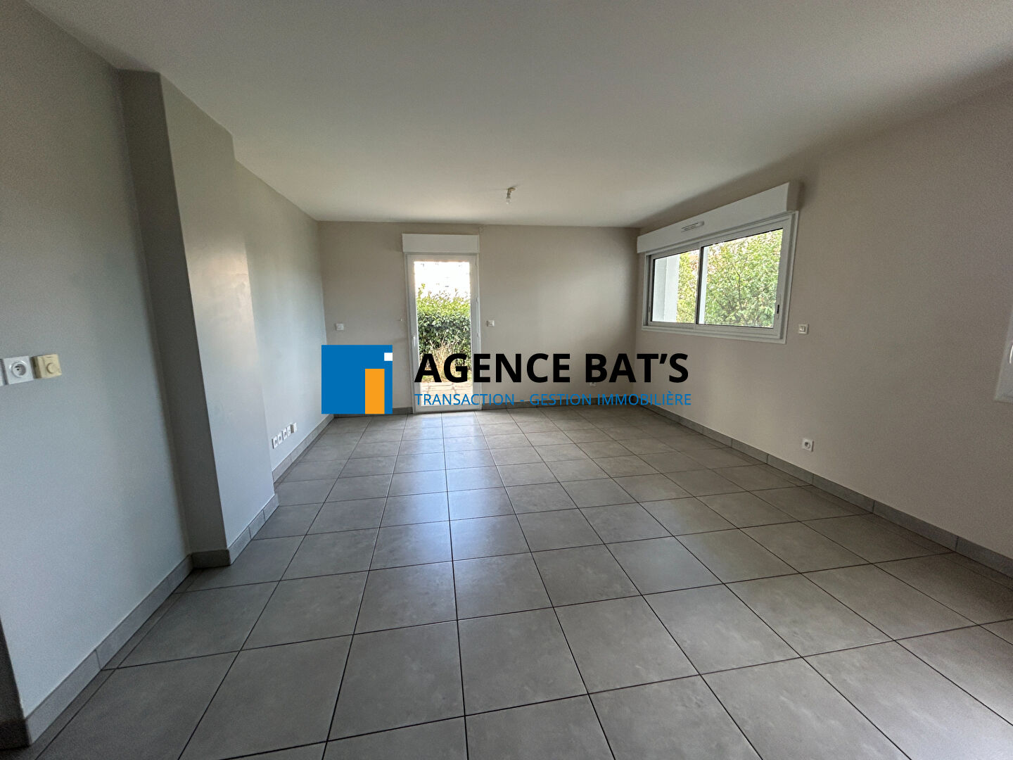 VENTE - Appartement - SAINT GENEST LERPT (42530) - 188000 €