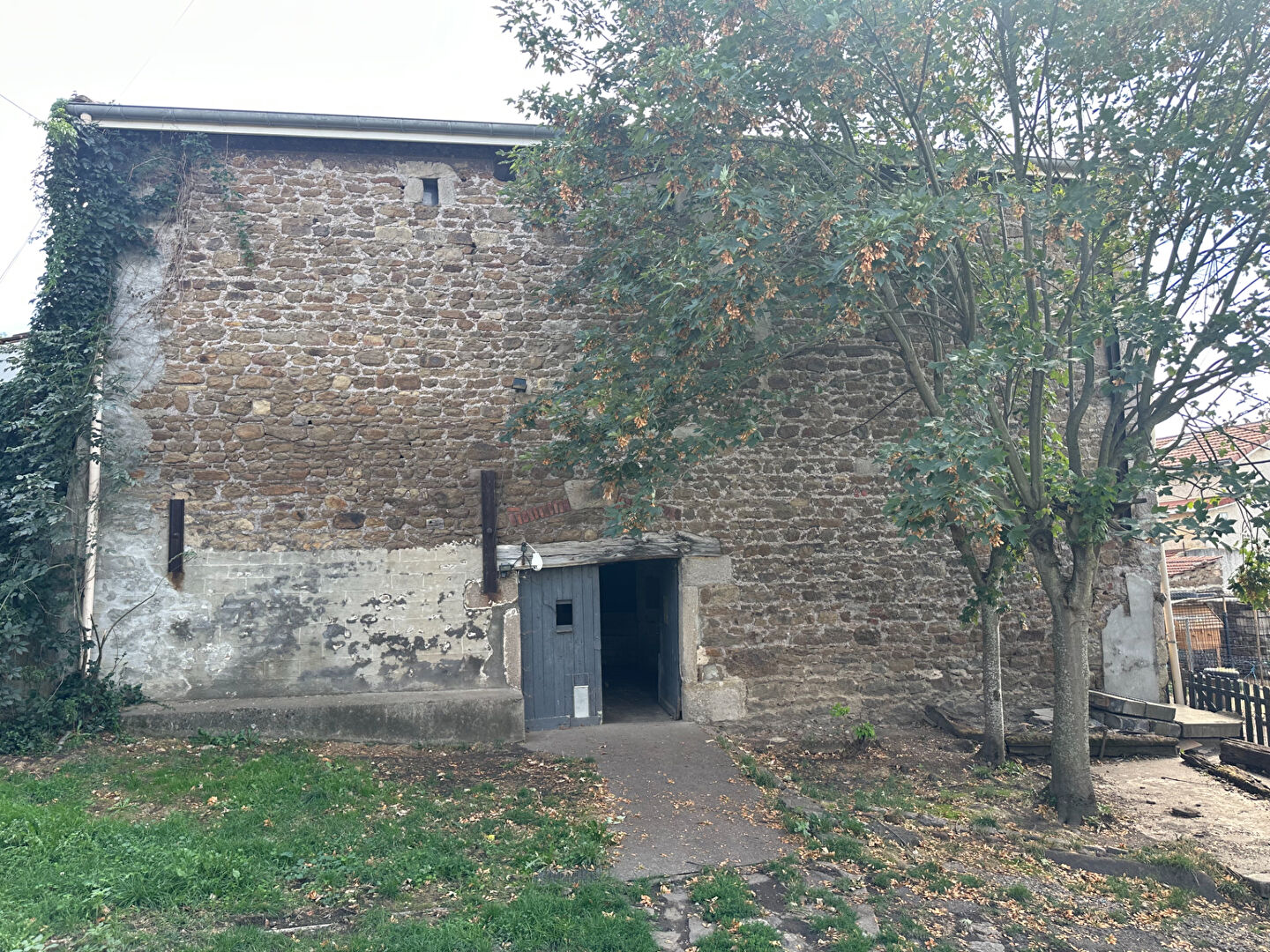 VENTE -  - SAINT JEAN BONNEFONDS (42650) - 158000 €