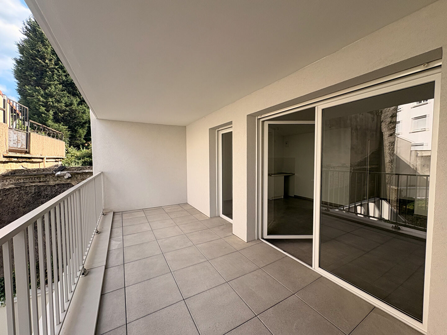 LOCATION - Appartement - SAINT ETIENNE (42000) - 599 €