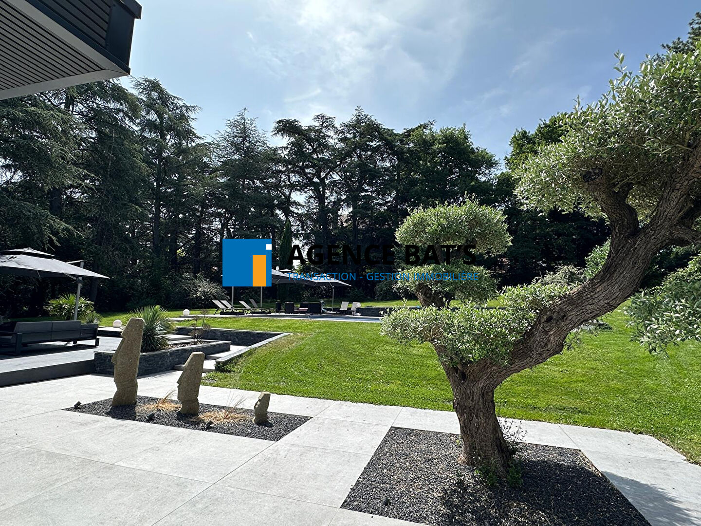 VENTE - Maison - SAINT ETIENNE (42000) - 1020000 €