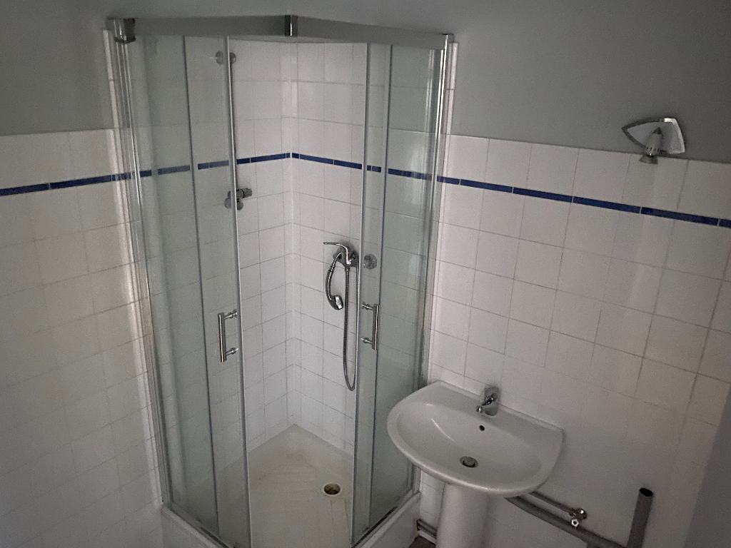 VENTE - Appartement - LE CHAMBON FEUGEROLLES (42500) - 69000 €