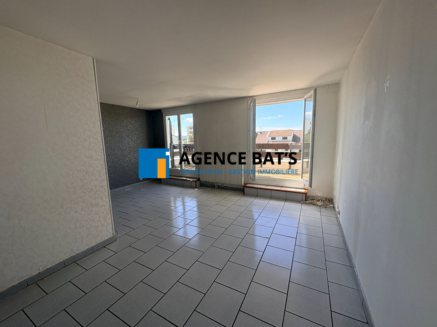 VENTE - Appartement - ANDREZIEUX BOUTHEON (42160) - 91000 €