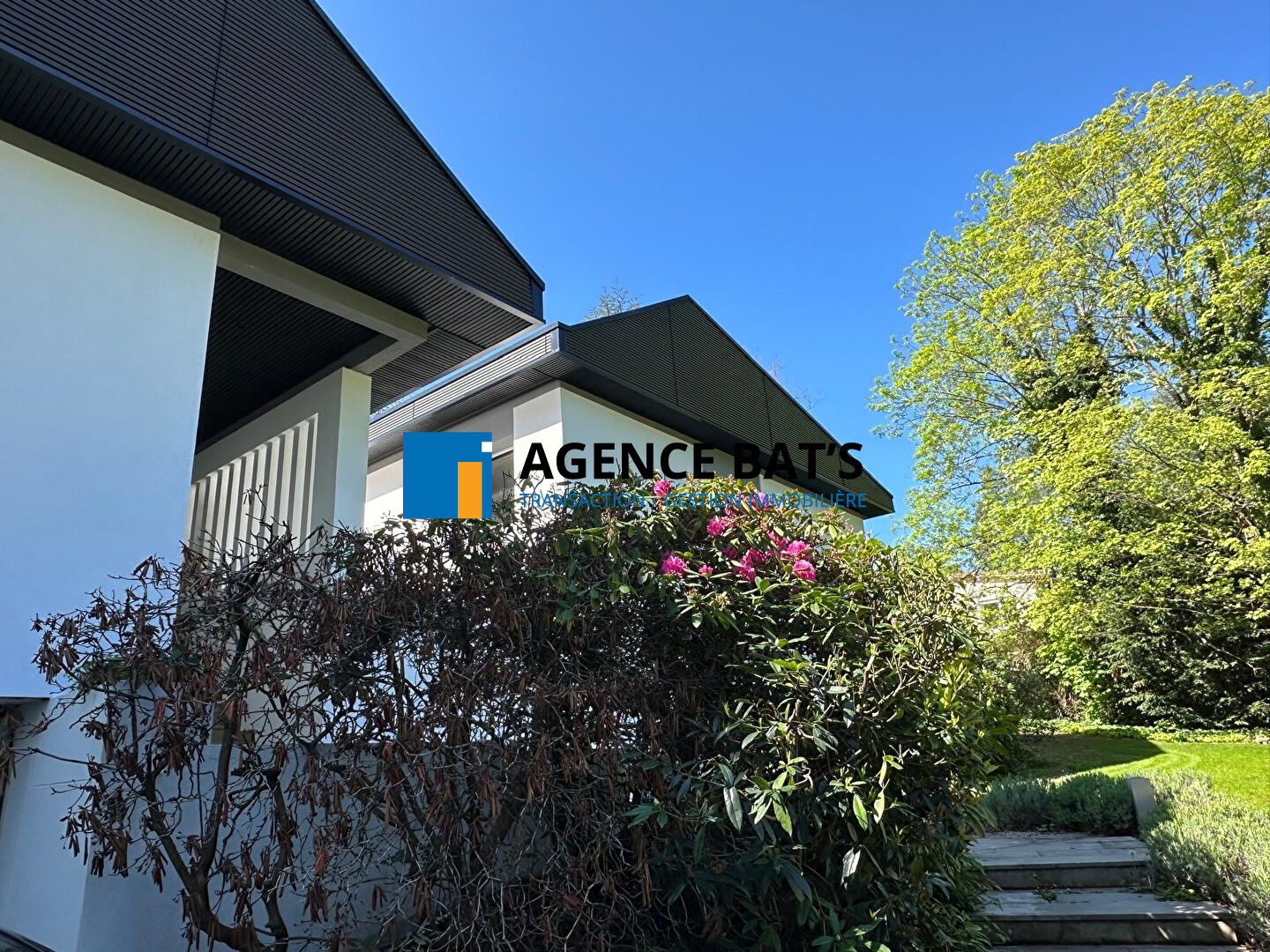 VENTE - Maison - SAINT ETIENNE (42000) - 1020000 €