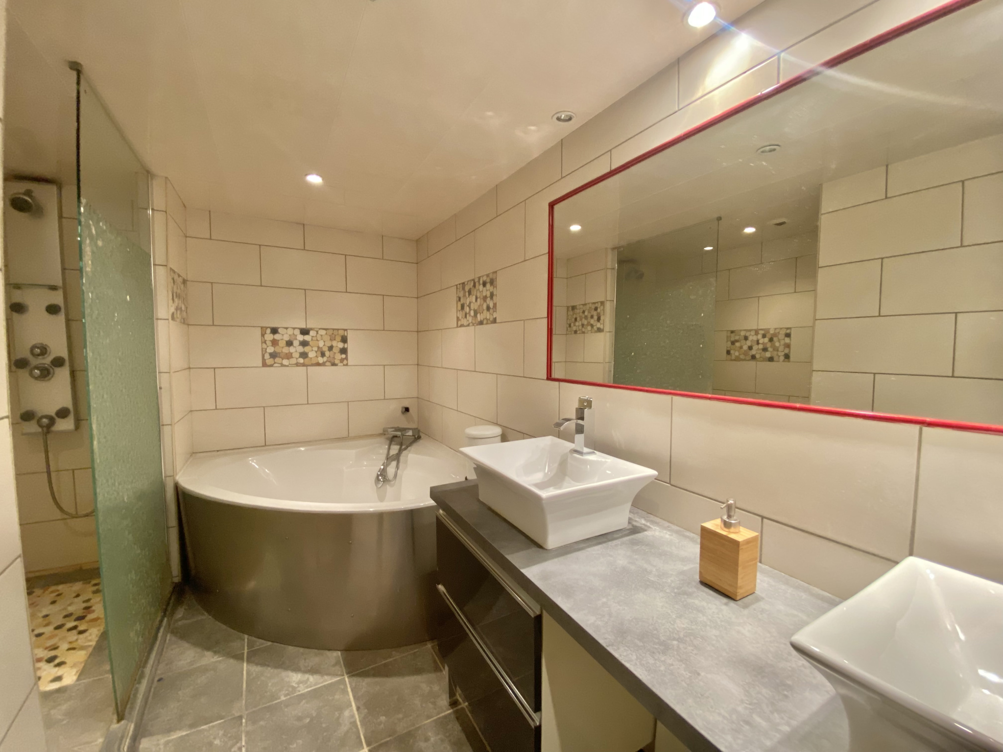 LOCATION - Appartement - Saint-Étienne (42000) - 350 €
