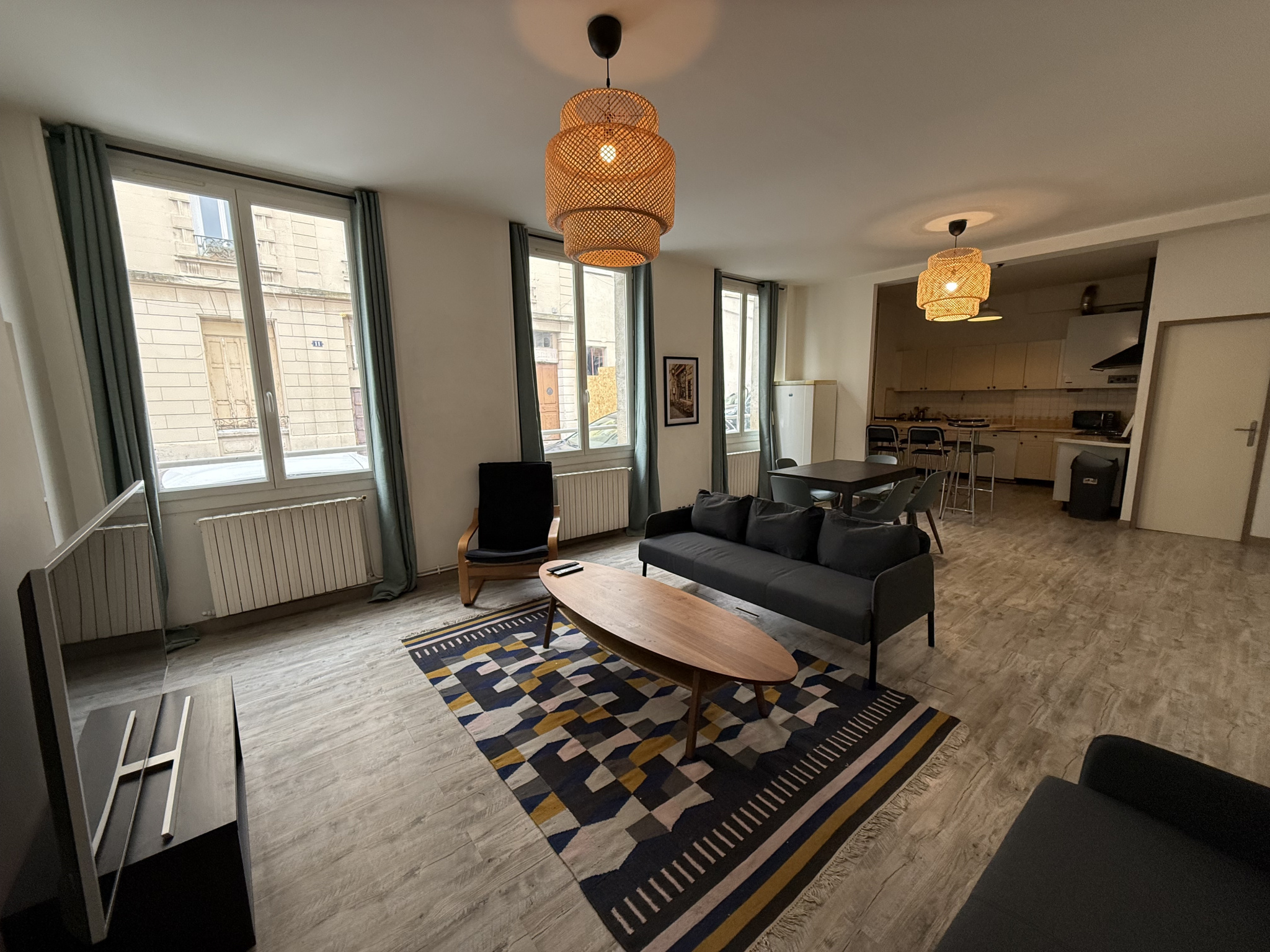 LOCATION - Appartement - Saint-Étienne (42000) - 350 €