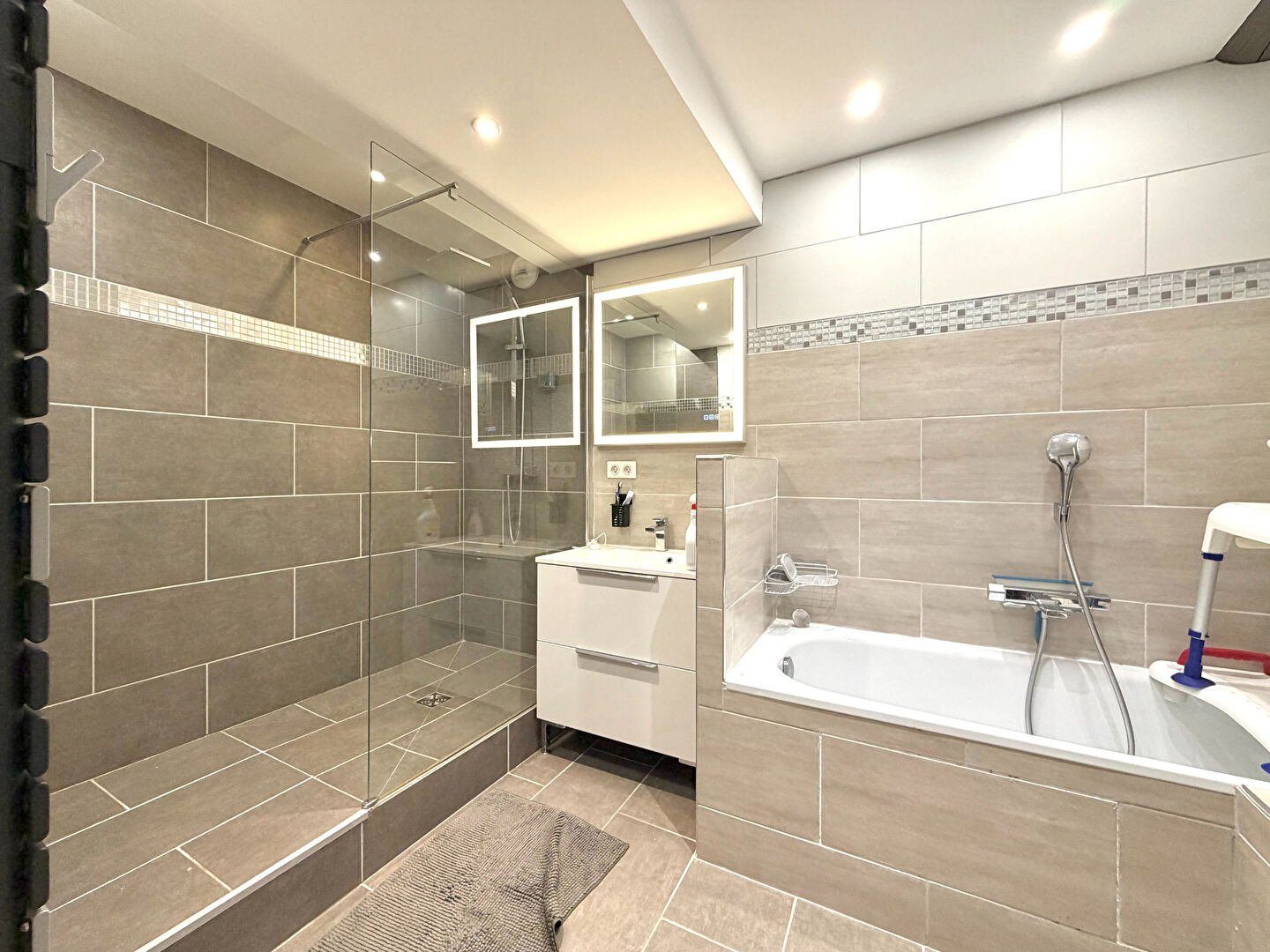 VENTE - Appartement - SAINT ETIENNE (42000) - 180000 €