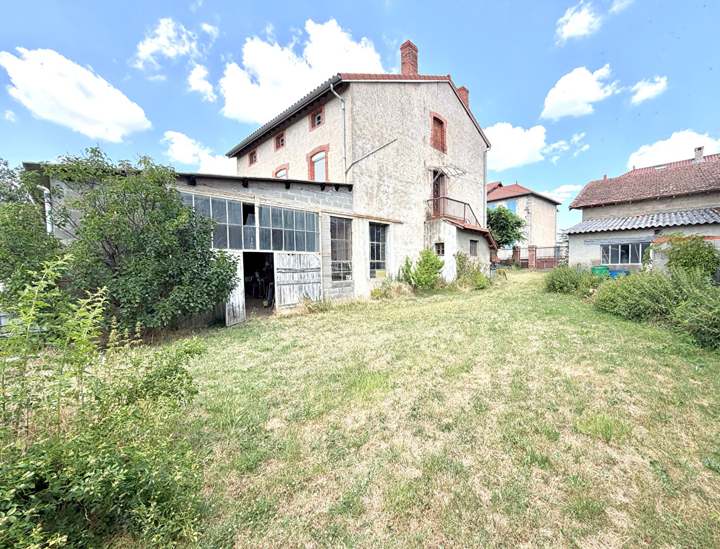VENTE - Maison - PERIGNEUX (42380) - 270000 €