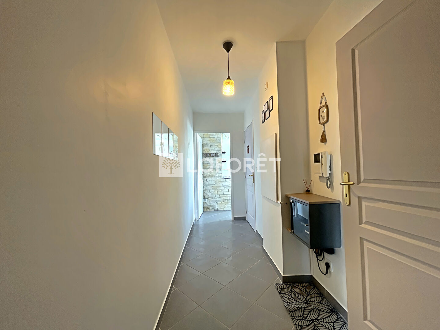 LOCATION - Appartement - L ETRAT (42580) - 750 €