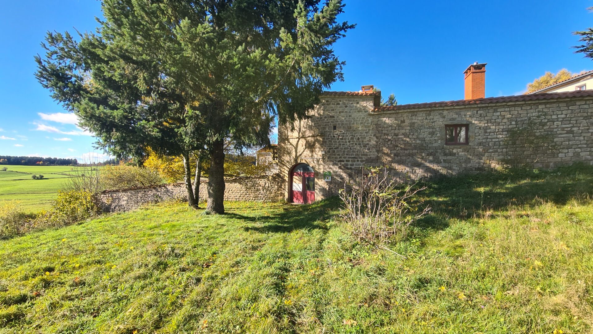 VENTE - Maison - SAINT GENEST MALIFAUX (42660) - 750000 €