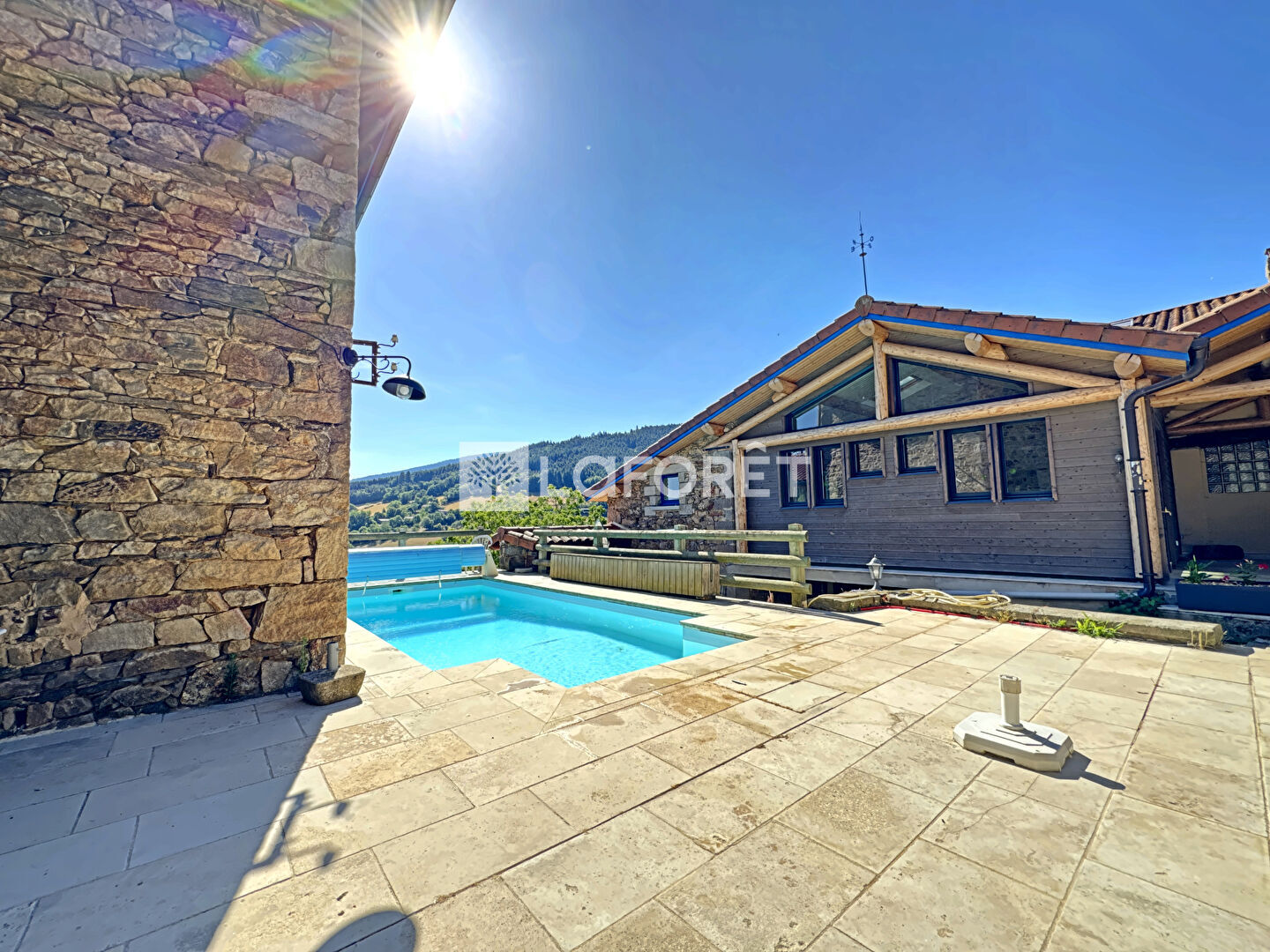 VENTE - Maison - DOIZIEUX (42740) - 339000 €