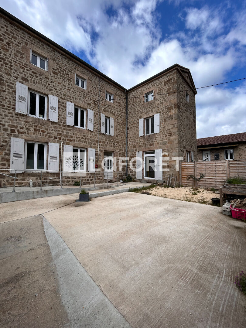 VENTE - Maison - MONTFAUCON EN VELAY (43290) - 330000 €