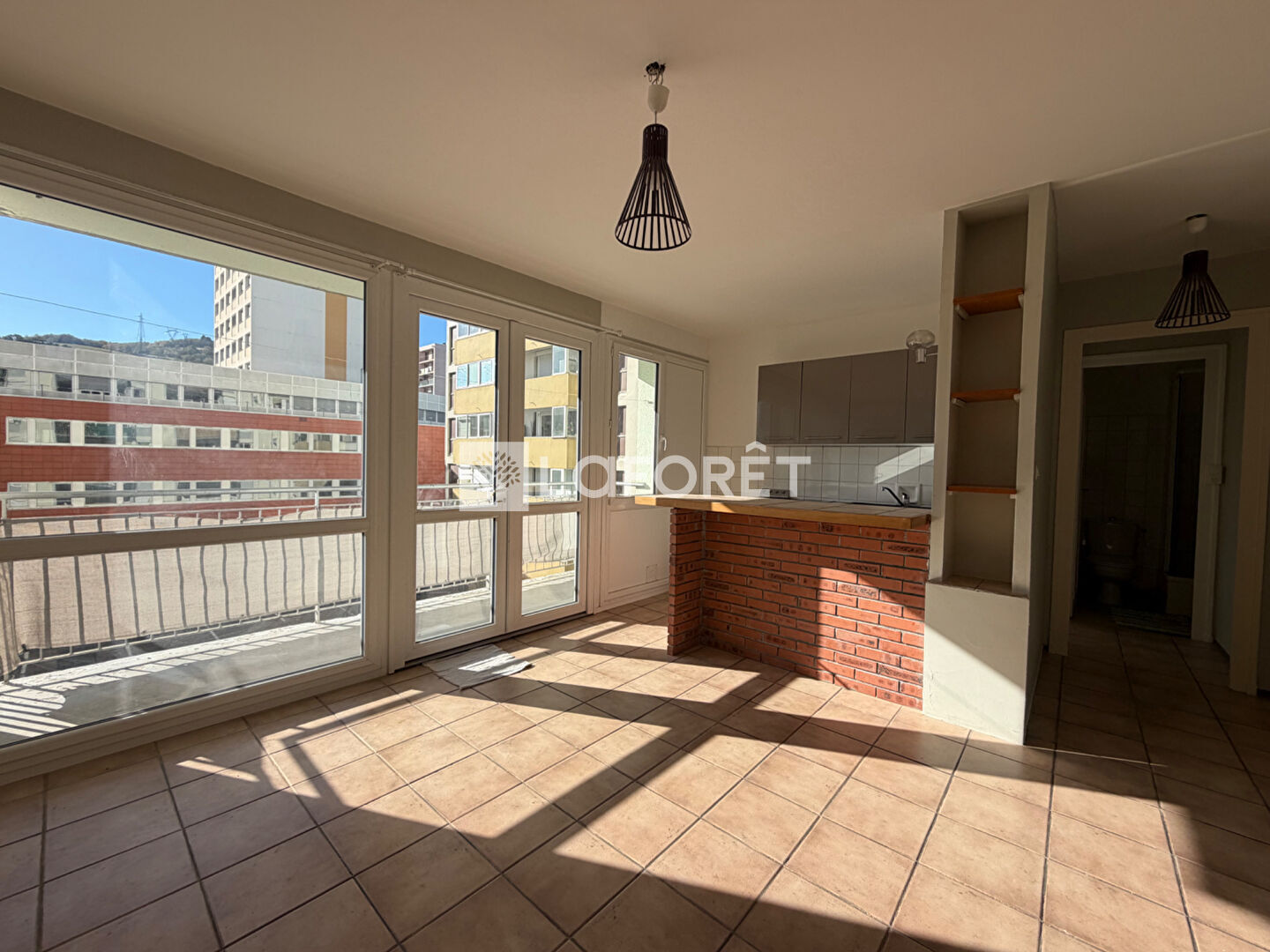 LOCATION - Appartement - SAINT ETIENNE (42100) - 470 €