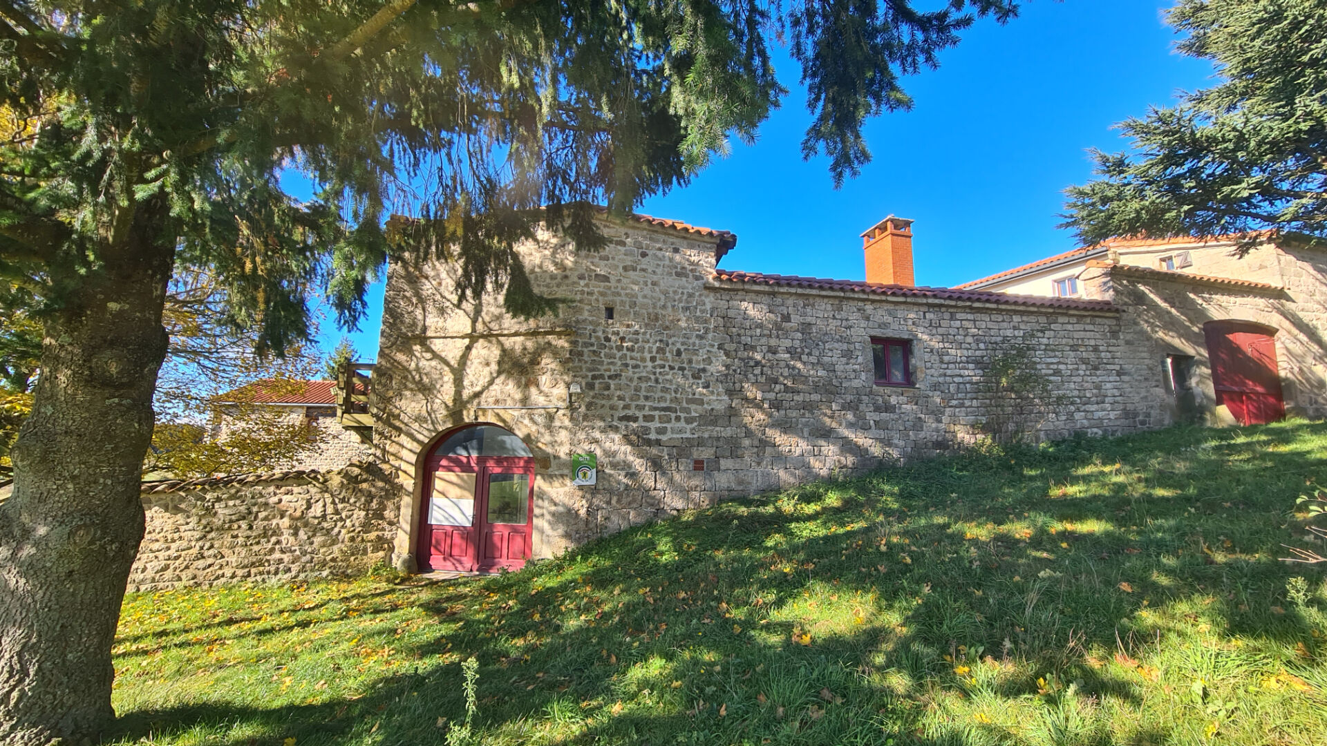 VENTE - Maison - SAINT GENEST MALIFAUX (42660) - 750000 €
