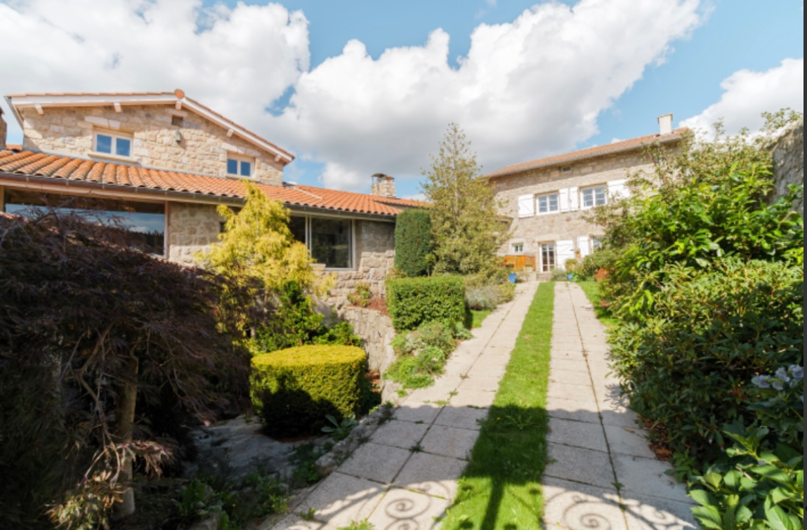 VENTE - Maison - SAINT ROMAIN LACHALM (43620) - 550000 €