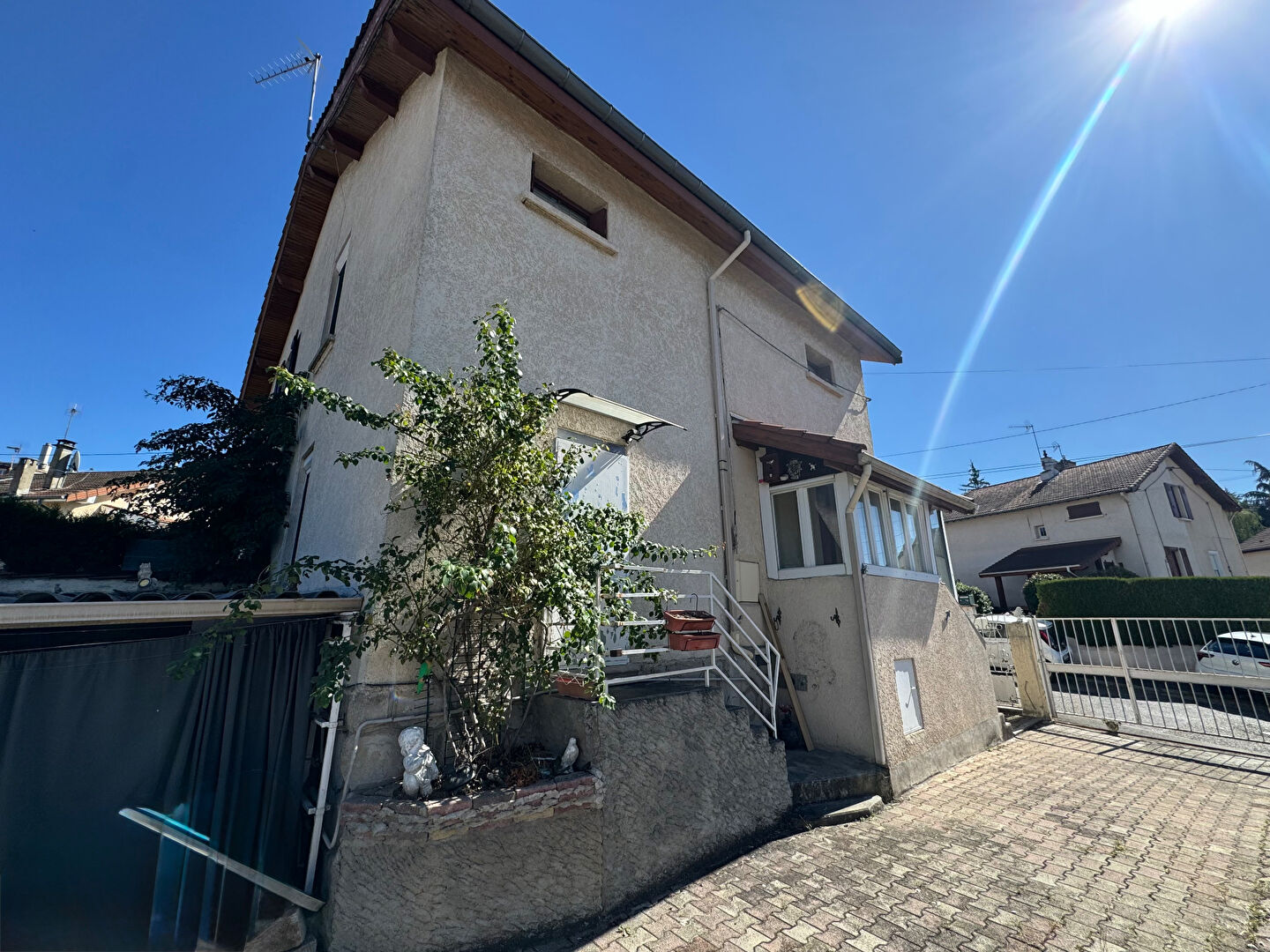 VENTE - Maison - LE CHAMBON FEUGEROLLES (42500) - 149800 €