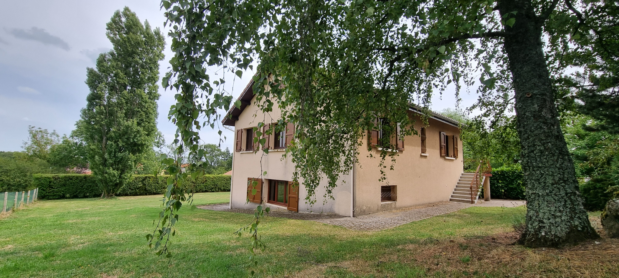 VENTE - Maison/villa - Luriecq (42380) - 240000 €
