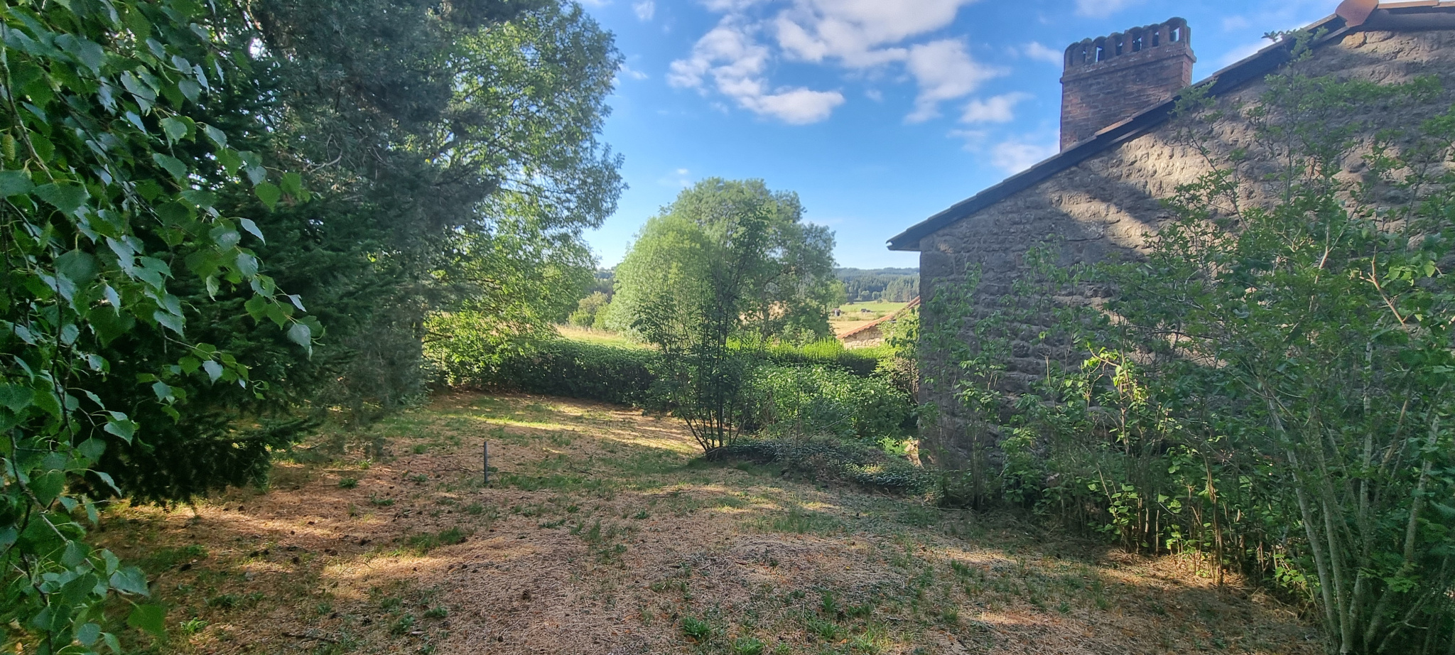 VENTE - Maison/villa - Usson-en-Forez (42550) - 118000 €