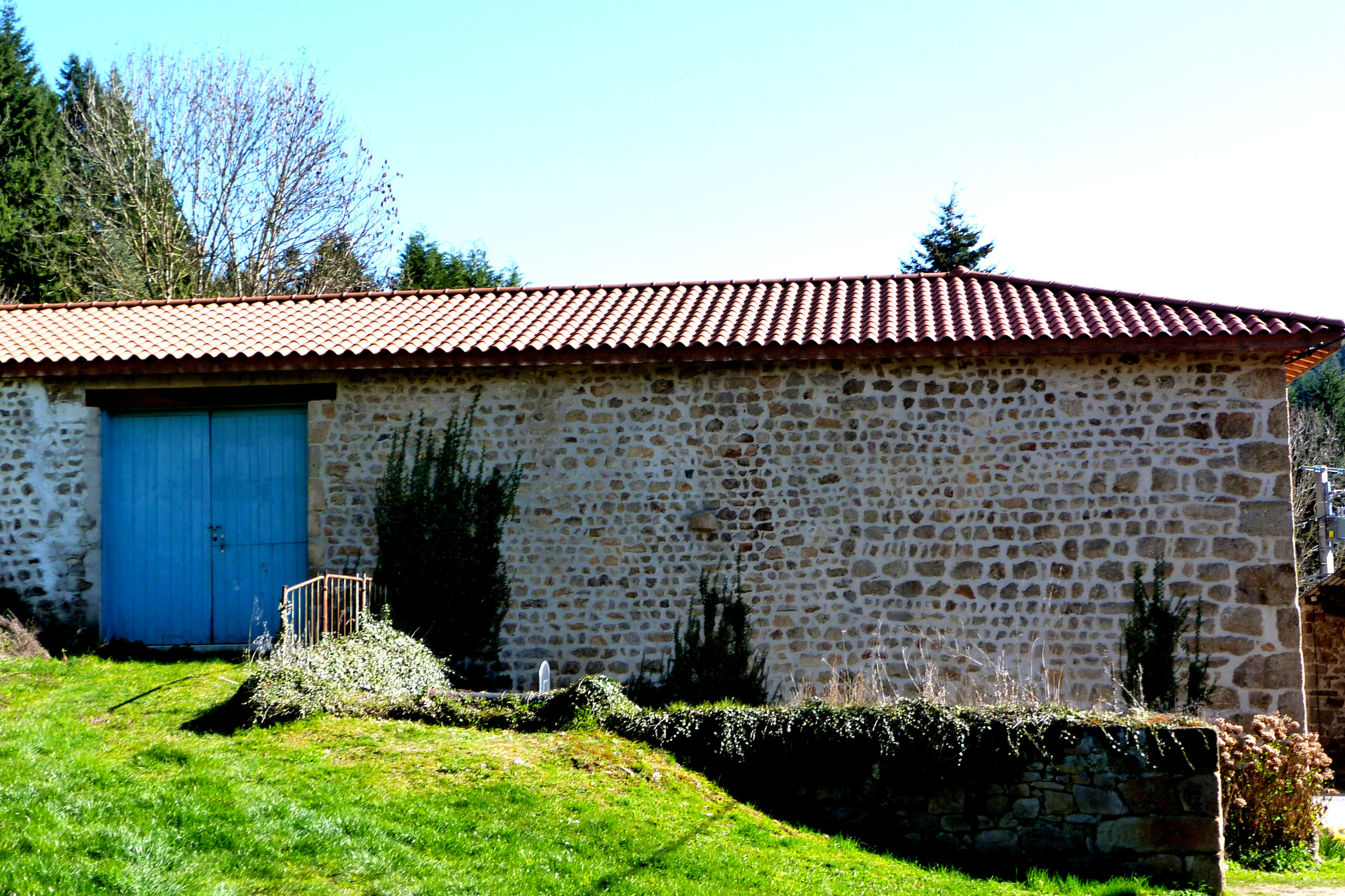 VENTE - Maison/villa - Saint-Nizier-de-Fornas (42380) - 240000 €