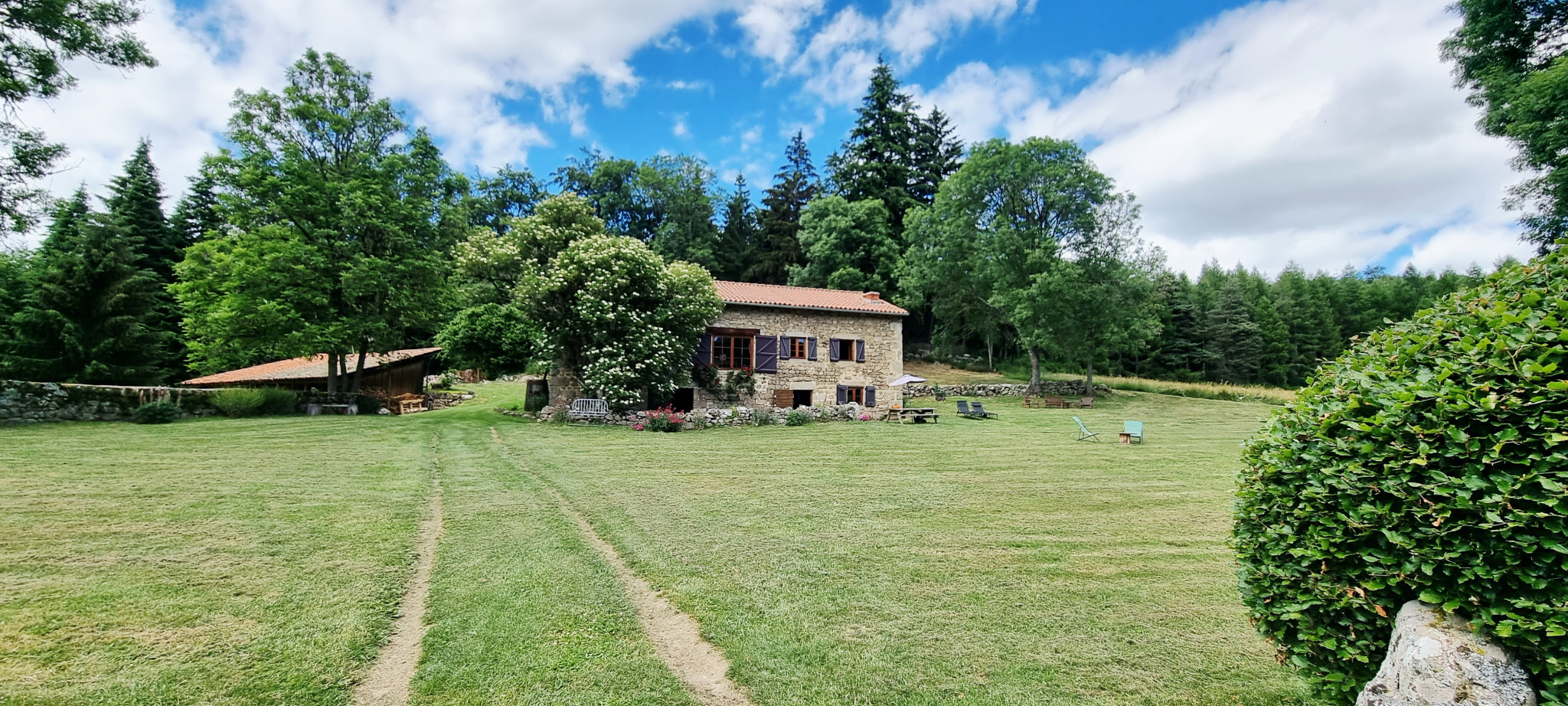 VENTE - Maison/villa - Saint-Bonnet-le-Château (42380) - 990000 €
