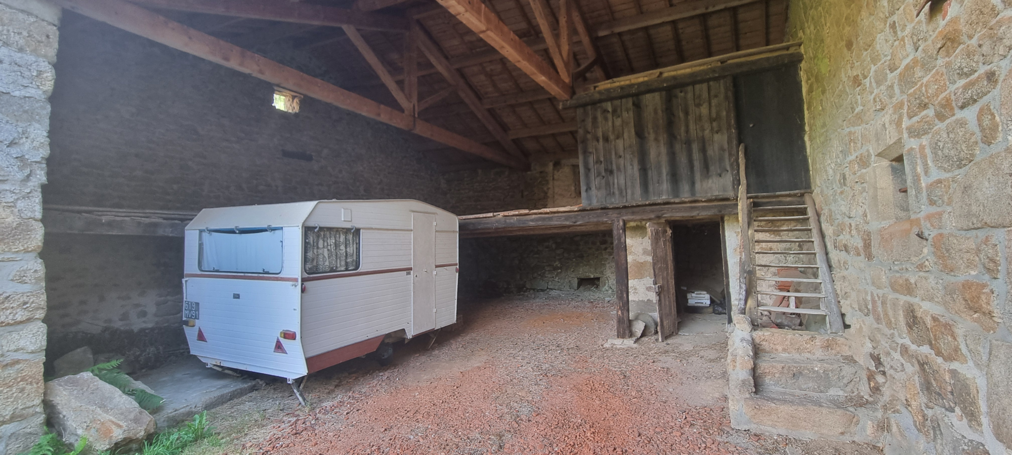 VENTE - Maison/villa - Usson-en-Forez (42550) - 118000 €