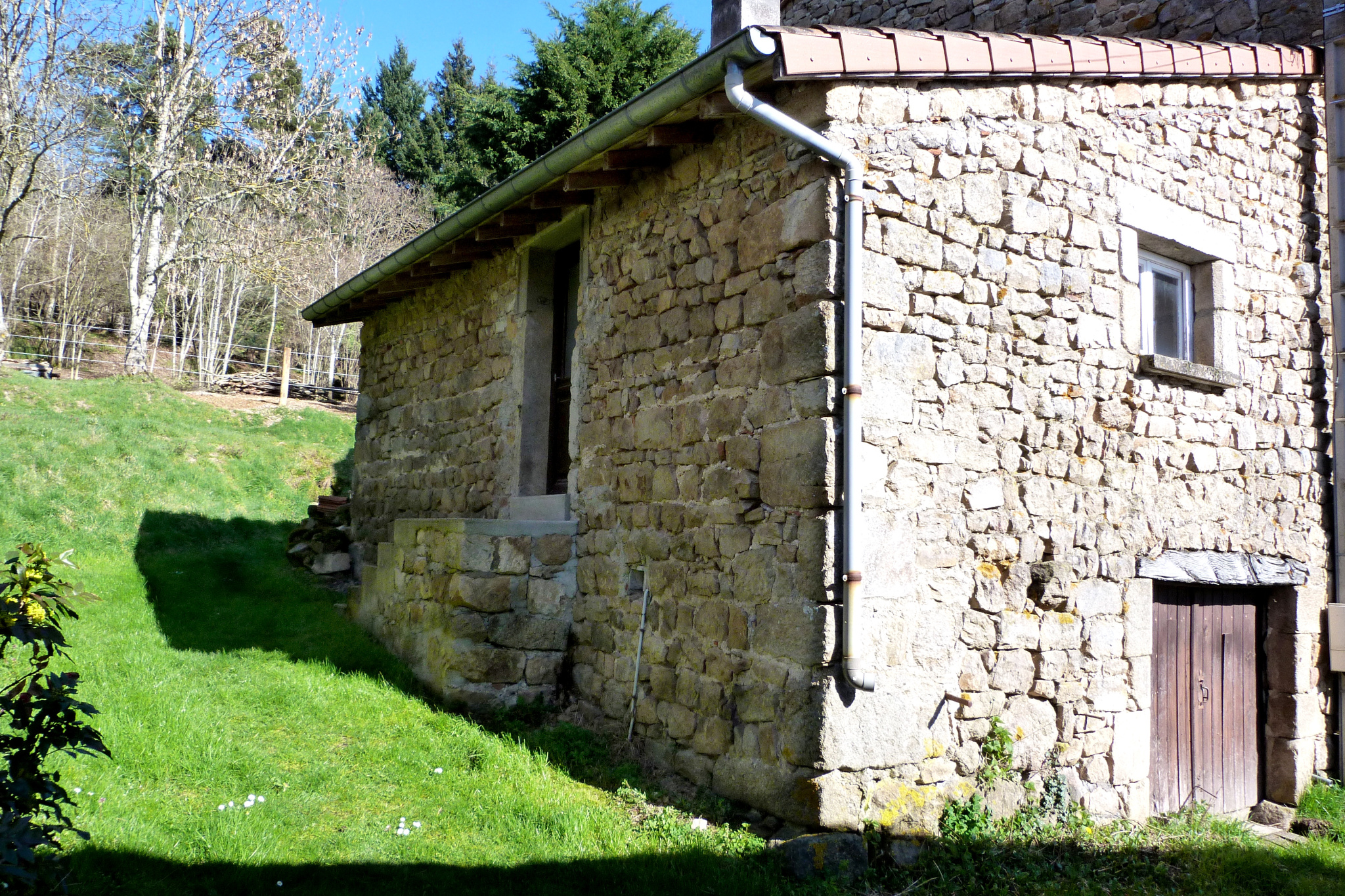 VENTE - Maison/villa - Saint-Nizier-de-Fornas (42380) - 240000 €