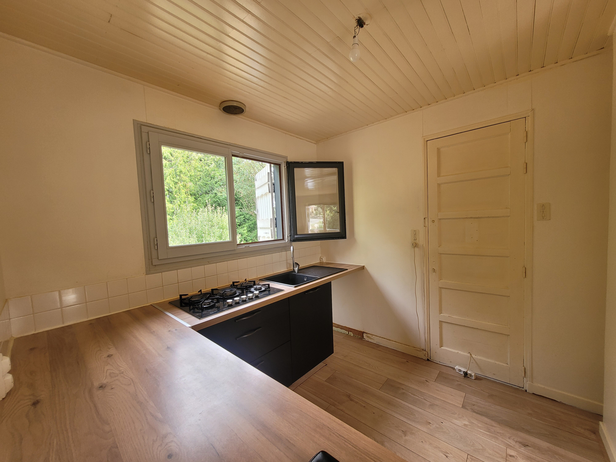 VENTE - Maison/villa - Apinac (42550) - 199000 €