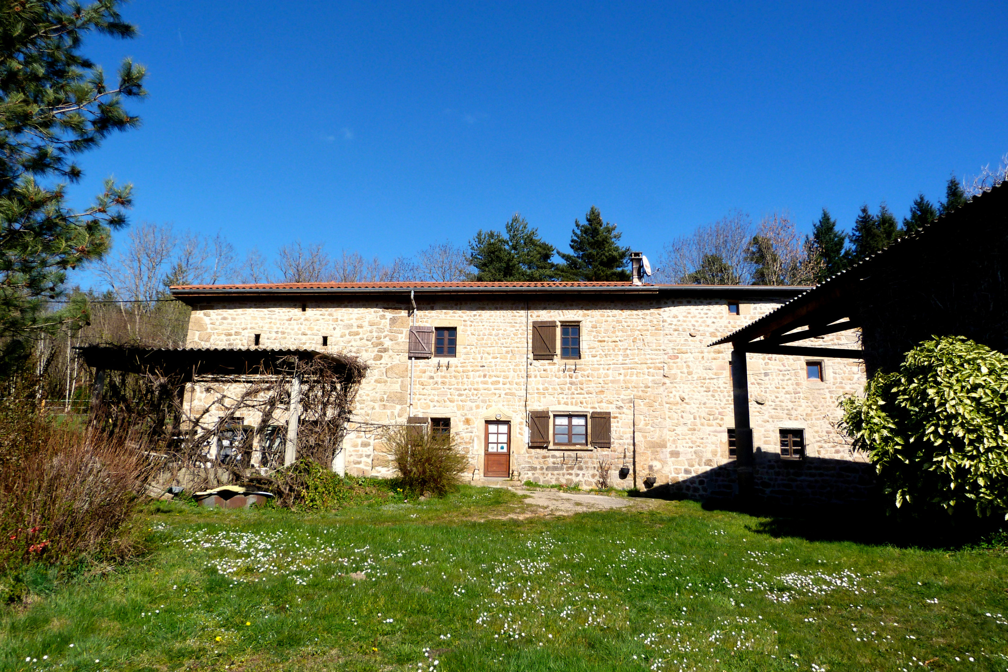 VENTE - Maison/villa - Saint-Nizier-de-Fornas (42380) - 240000 €