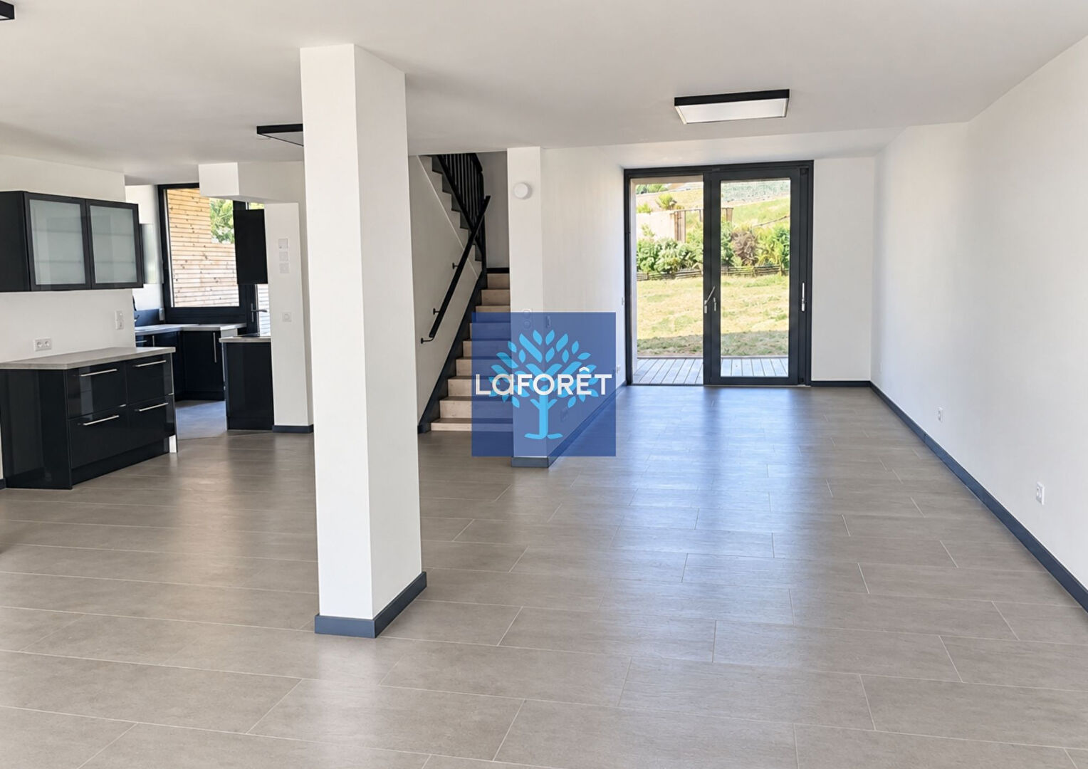 VENTE - Maison - MONTBRISON (42600) - 275000 €