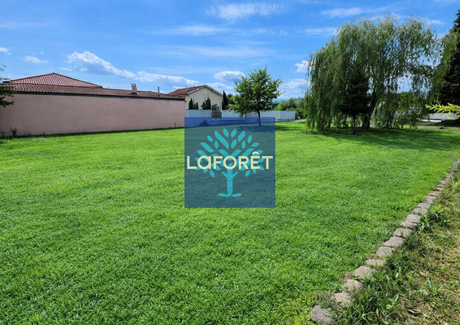 VENTE - Terrain - Savigneux (42600) - 148900 €