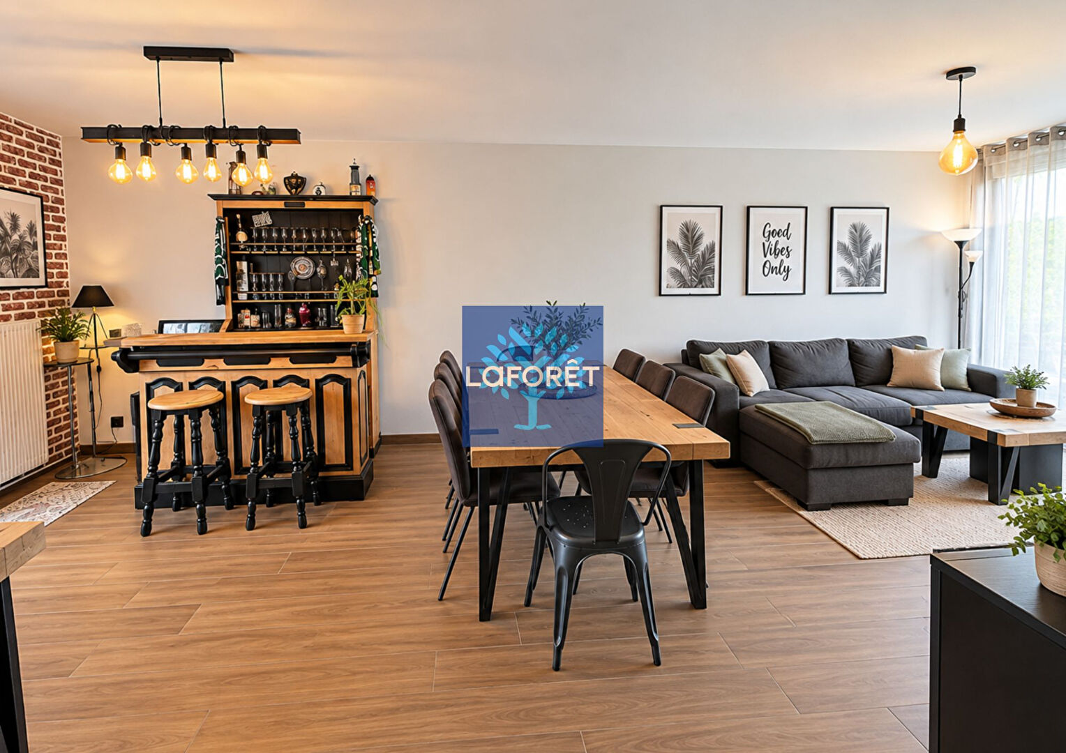 VENTE - Maison - MONTBRISON (42600) - 245000 €