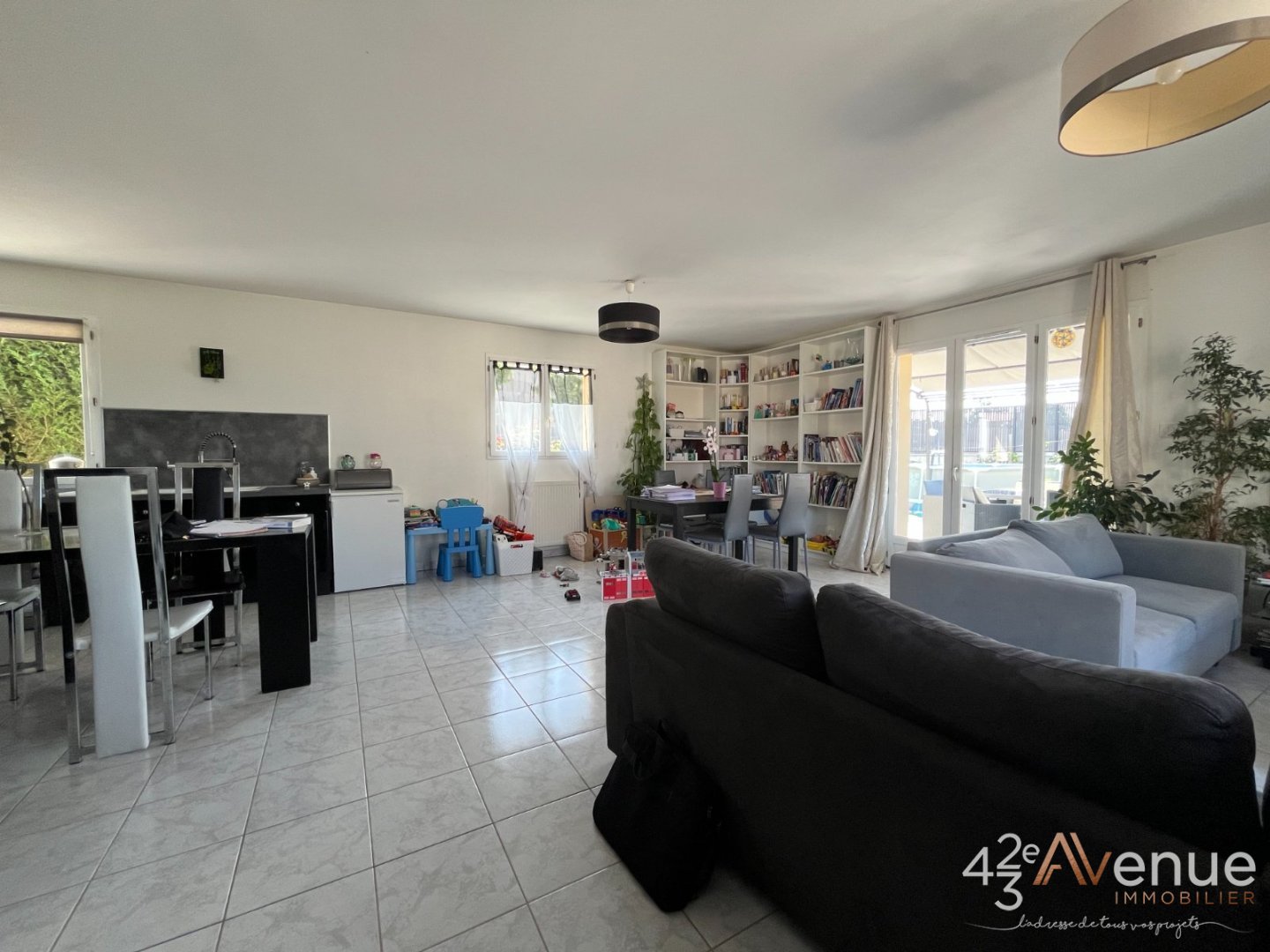 VENTE - Maison/villa - CHEVRIERES (42140) - 289000 €