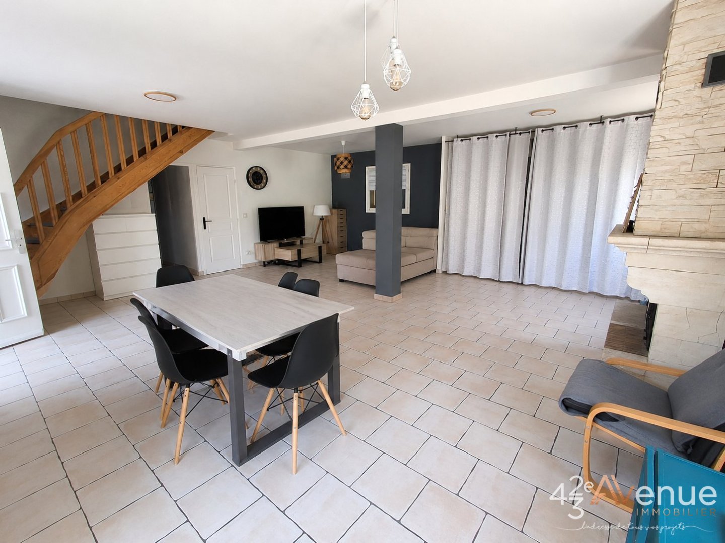 VENTE - Maison/villa - LE CHAMBON FEUGEROLLES (42500) - 234000 €