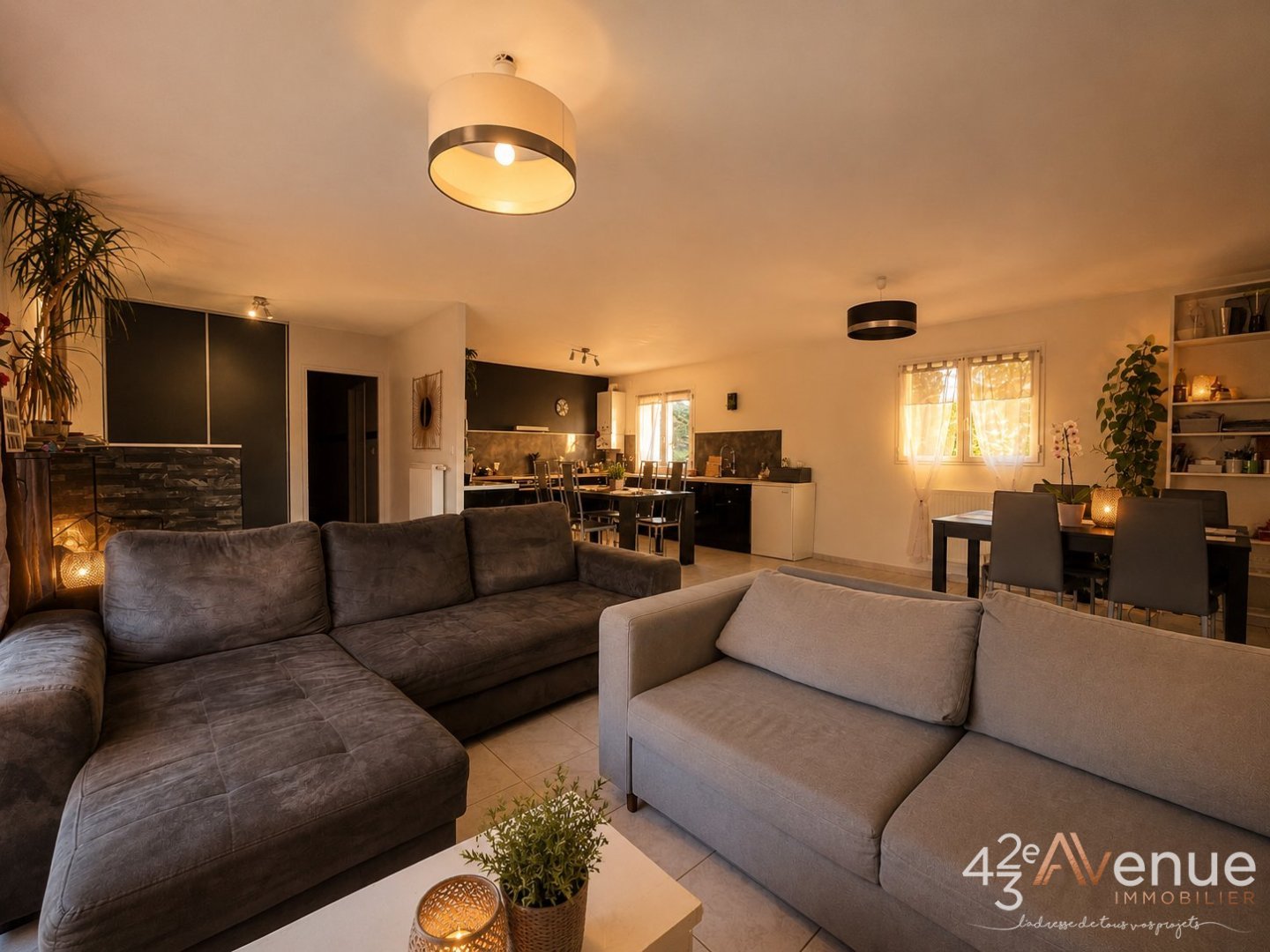 VENTE - Maison/villa - CHEVRIERES (42140) - 289000 €