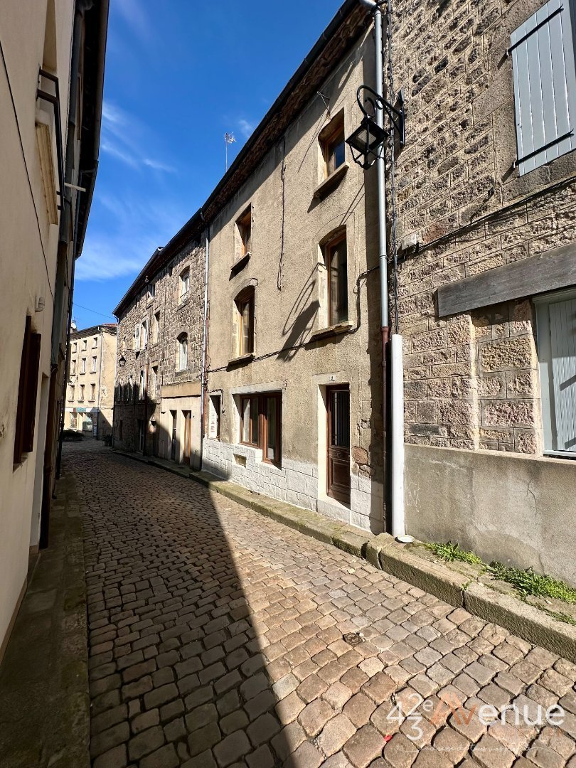 VENTE - Maison/villa - ST BONNET LE CHATEAU (42380) - 118000 €