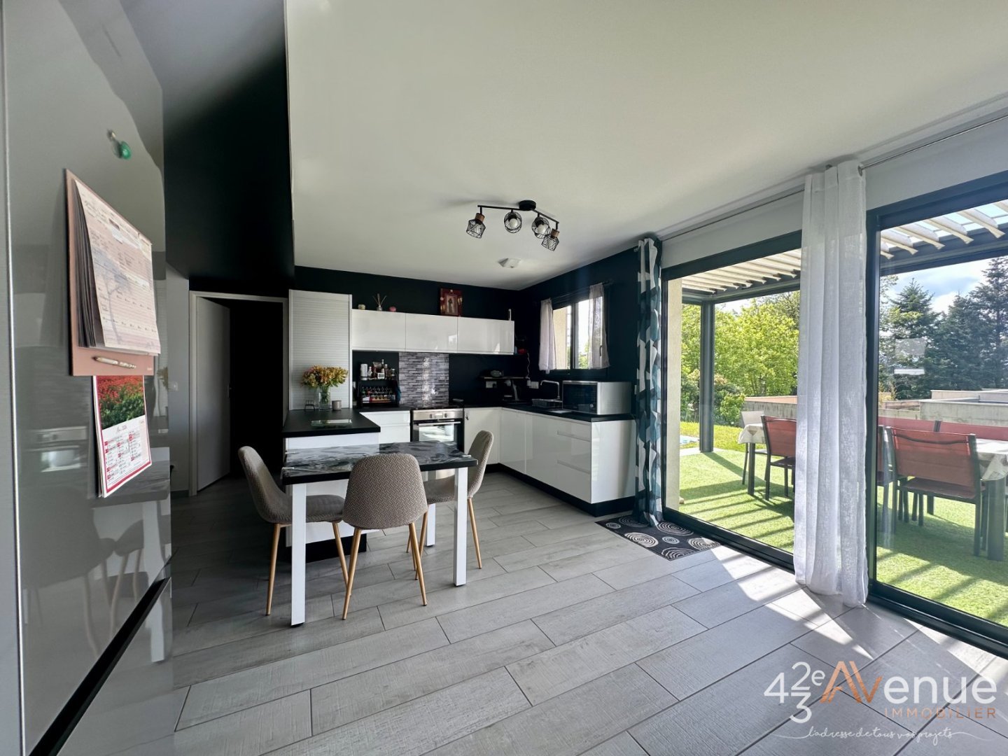VENTE - Maison/villa - ANDREZIEUX BOUTHEON (42160) - 379000 €