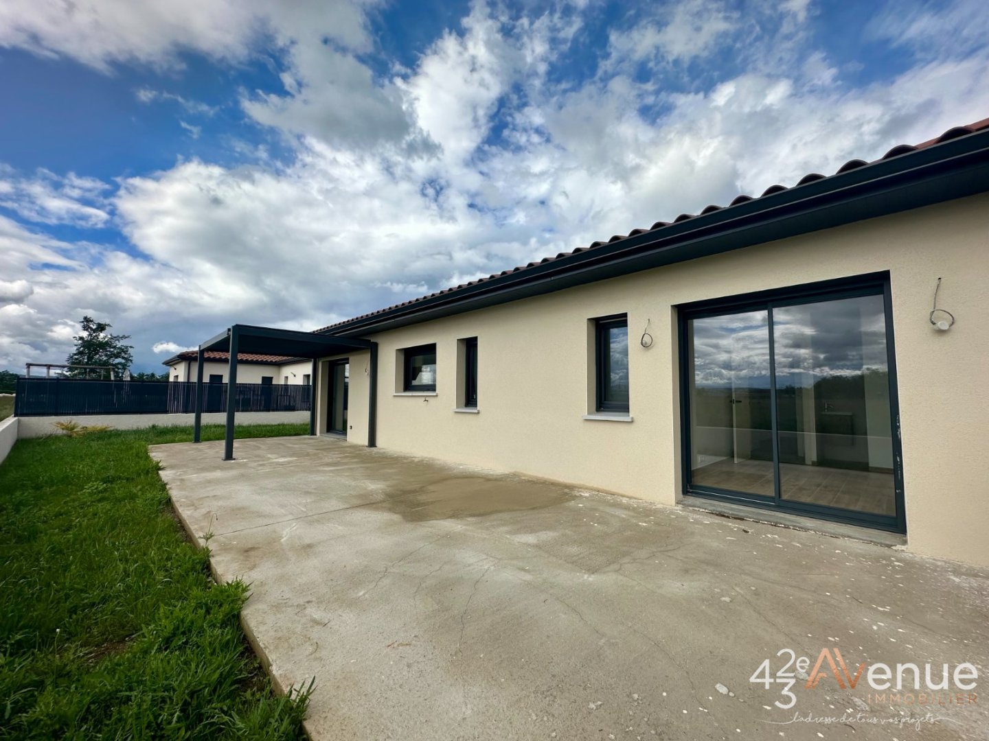 VENTE - Maison/villa - BONSON (42160) - 316000 €