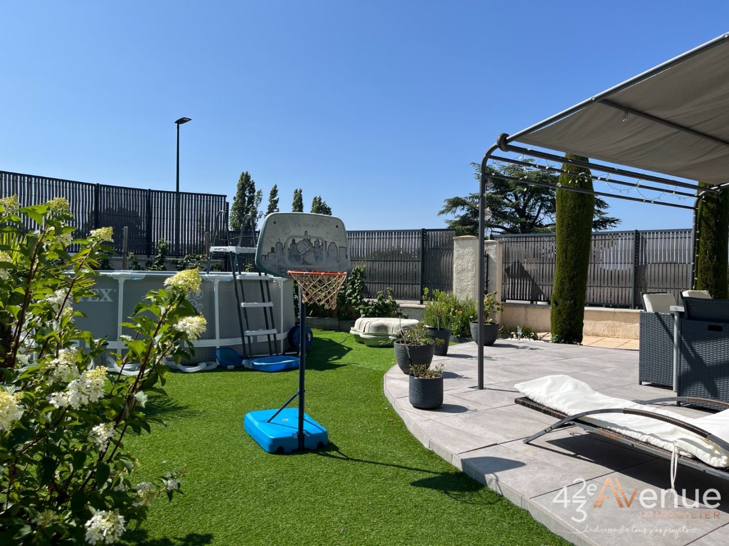 VENTE - Maison/villa - CHEVRIERES (42140) - 289000 €