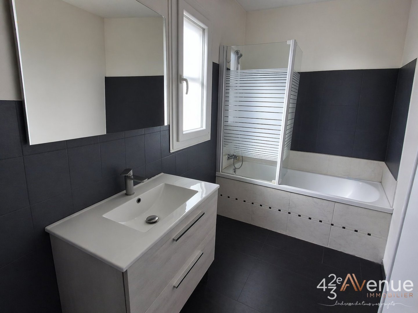 VENTE - Maison/villa - BONSON (42160) - 239000 €