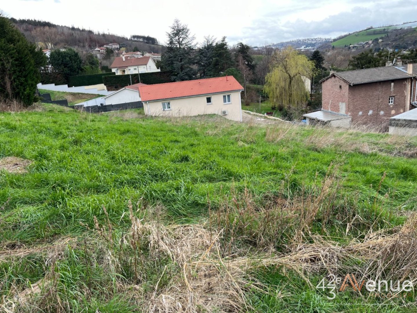 VENTE - Terrain - ST CHAMOND (42400) - 105000 €