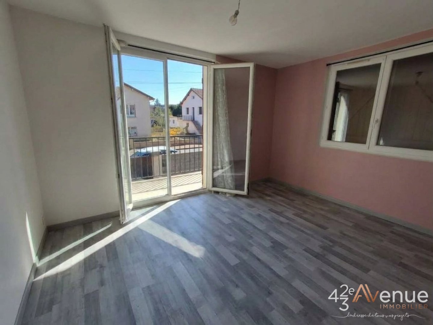 VENTE - Maison/villa - SAVIGNEUX (42600) - 235000 €