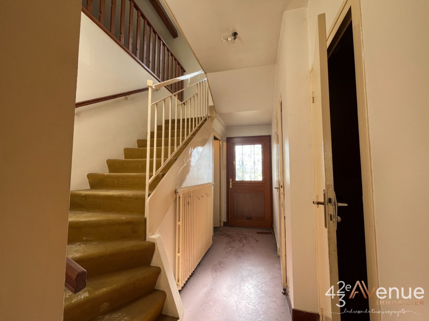 VENTE - Maison/villa - CRAINTILLEUX (42210) - 390000 €