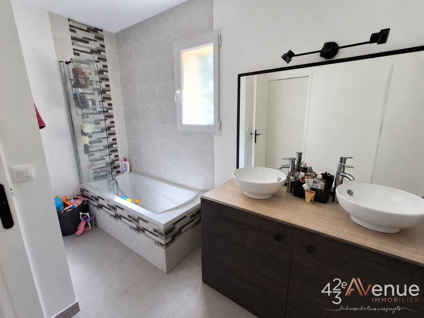 VENTE - Maison/villa - LE CHAMBON FEUGEROLLES (42500) - 234000 €