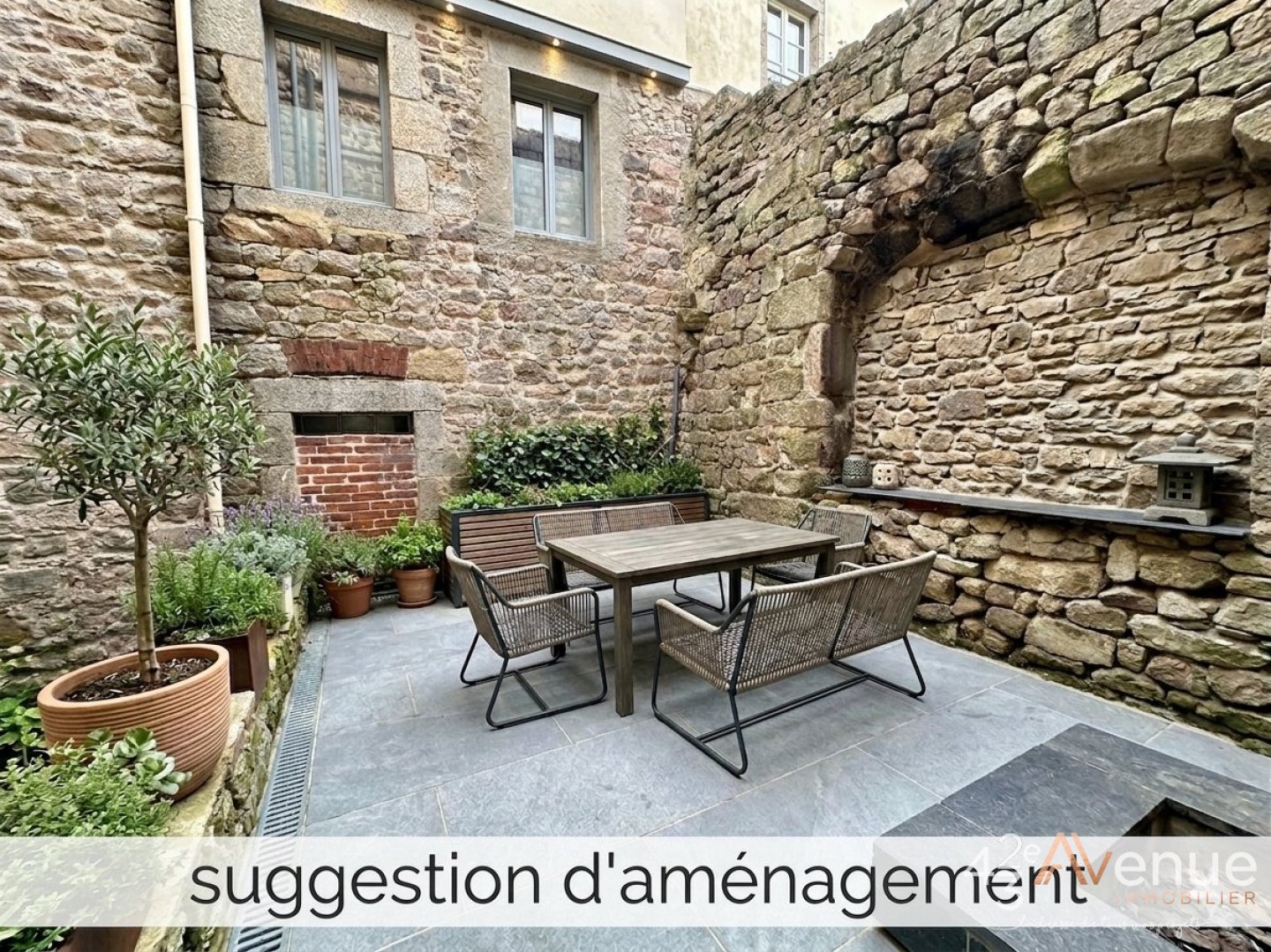 VENTE - Maison/villa - ST BONNET LE CHATEAU (42380) - 118000 €