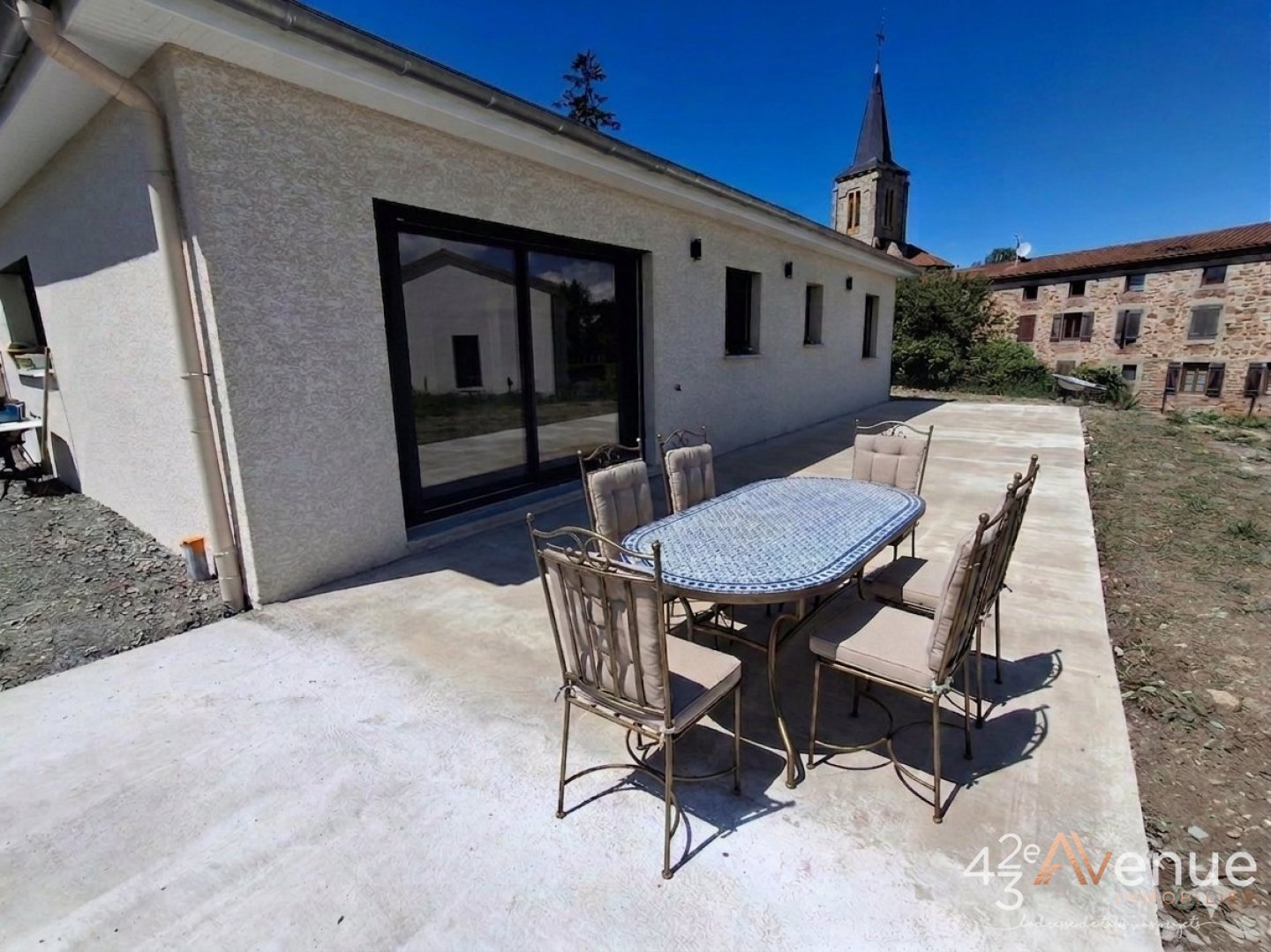 VENTE - Maison/villa - MIZERIEUX (42110) - 319000 €