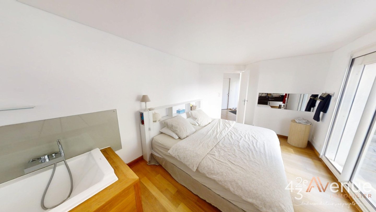 VENTE - Maison/villa - AVEIZIEUX (42330) - 598000 €