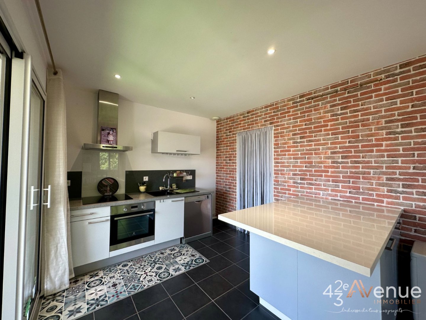 VENTE - Appartement - ST CYPRIEN (42160) - 189000 €