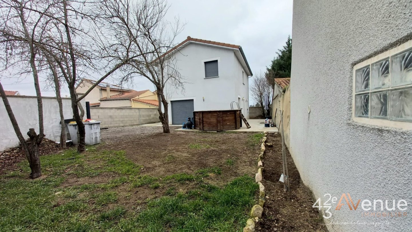 VENTE - Maison/villa - SURY LE COMTAL (42450) - 265000 €