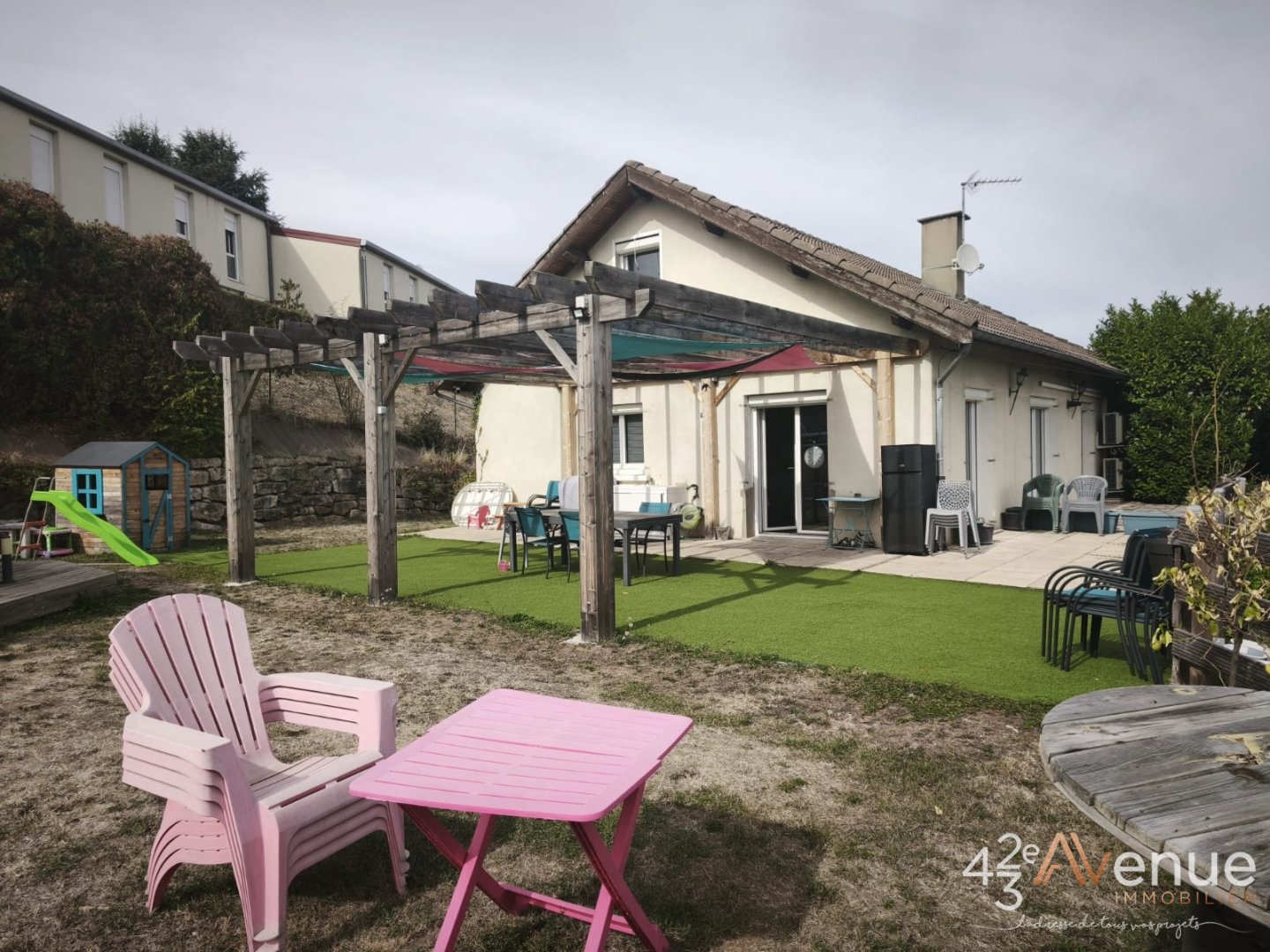 VENTE - Maison/villa - UNIEUX (42240) - 269000 €